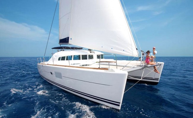 catamarano 12,37mt 8 ospiti crociera maldive