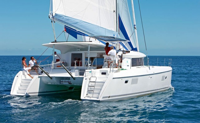 catamarano 12,61mt 12 ospiti crociera maldive