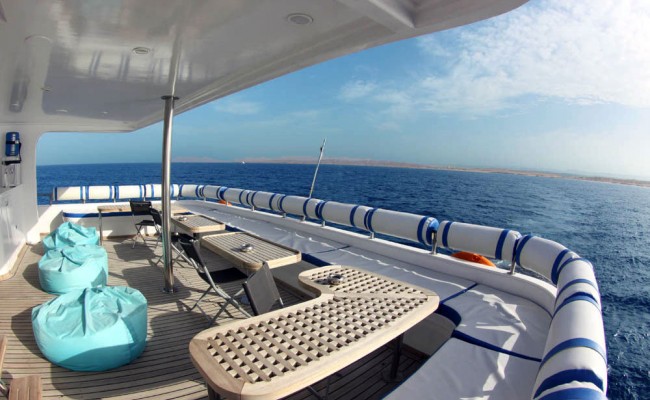 motor yacht 38mt 22 ospiti crociera maldive