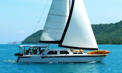 Catamarano 17,68 mt