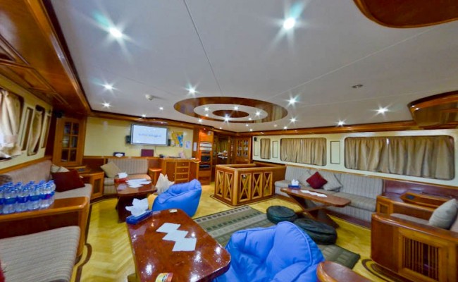 motor yacht 37 mt 25 ospiti crociera maldive