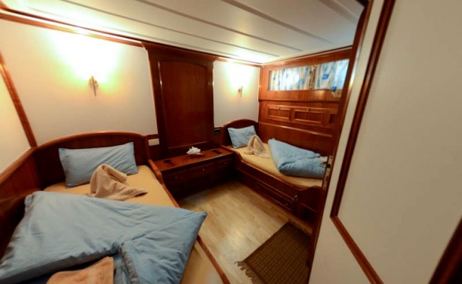 motor yacht 37 mt 25 ospiti crociera maldive