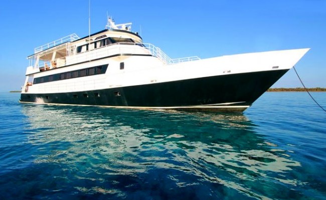 motor yacht 33 mt 18 ospiti crociera maldive